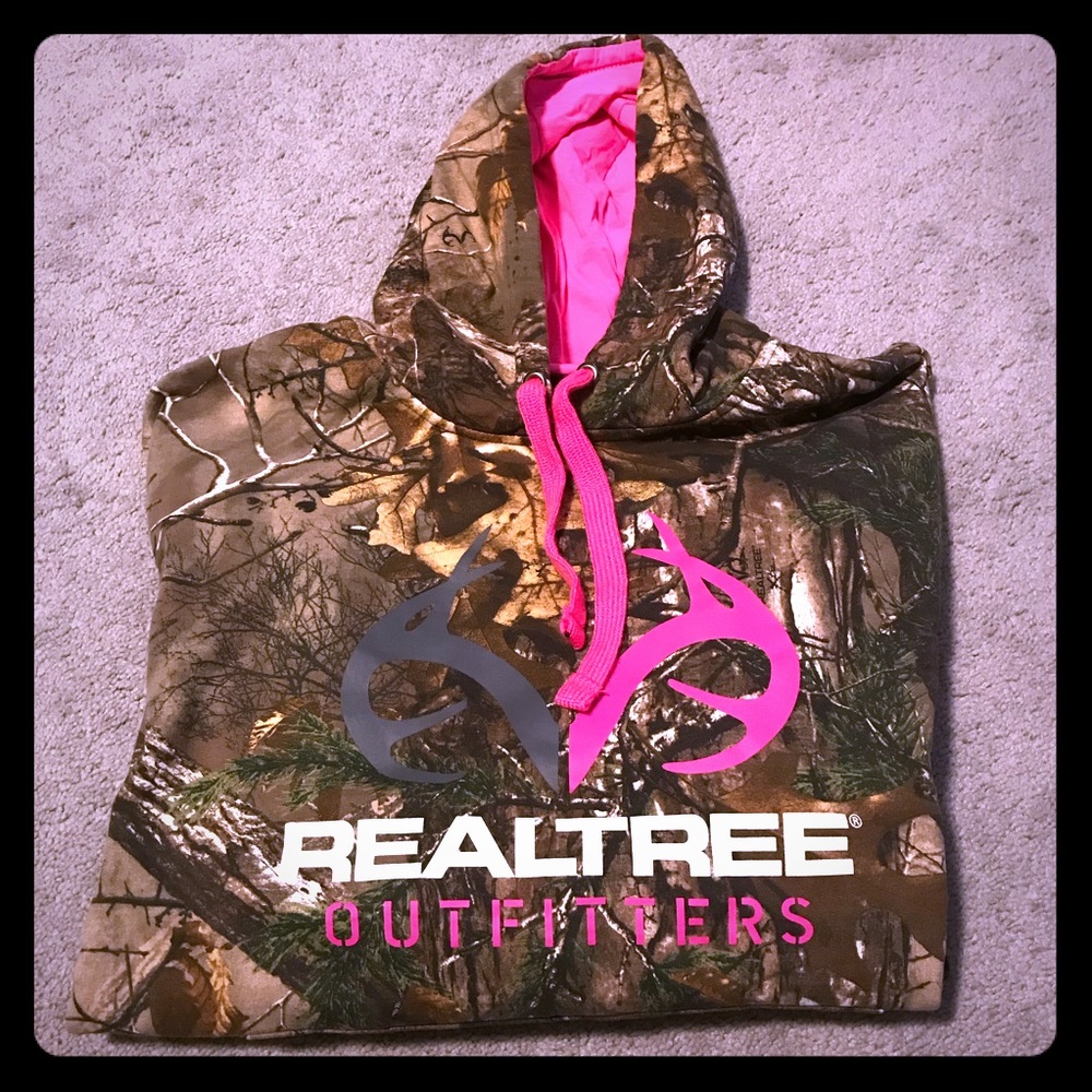 Real Tree camouflage hoodie.